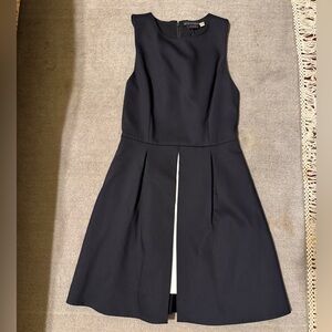 Alice + Olivia Navy & White Pleated Midi Dress Sleeveless Size 4 NWT